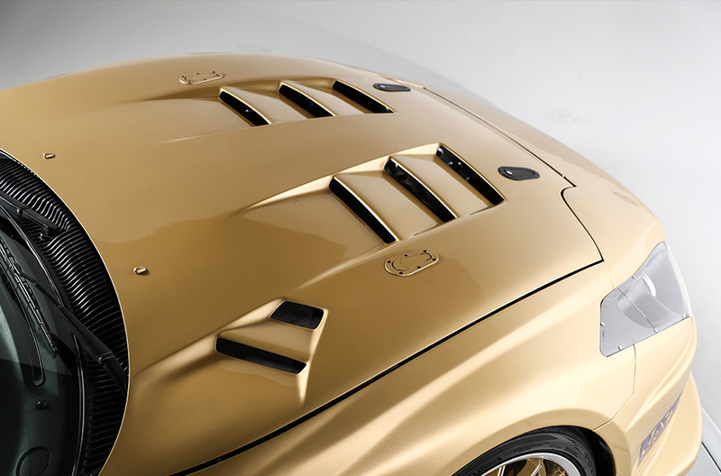 Illustration for article titled This V12, 222-MPH Monster Of A Toyota Supra Is Up For Auction Soon